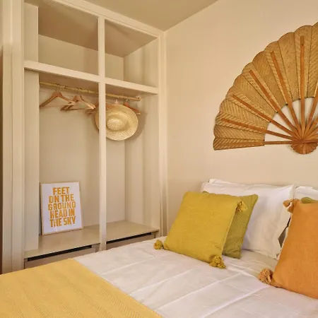 Casas De *